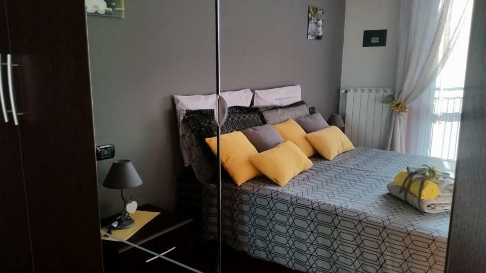 Apartament Sunflower House Ieo Ripamonti Mediolan Zewnętrze zdjęcie