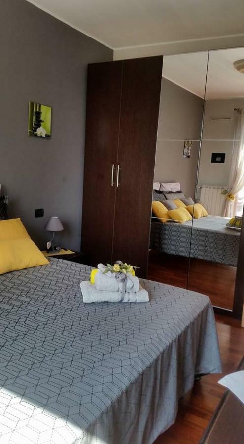 Apartament Sunflower House Ieo Ripamonti Mediolan Zewnętrze zdjęcie