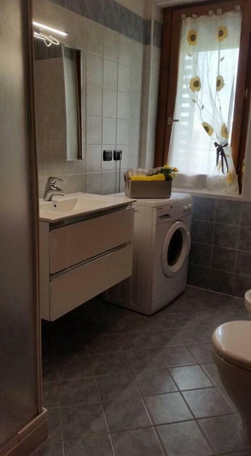 Apartament Sunflower House Ieo Ripamonti Mediolan Zewnętrze zdjęcie