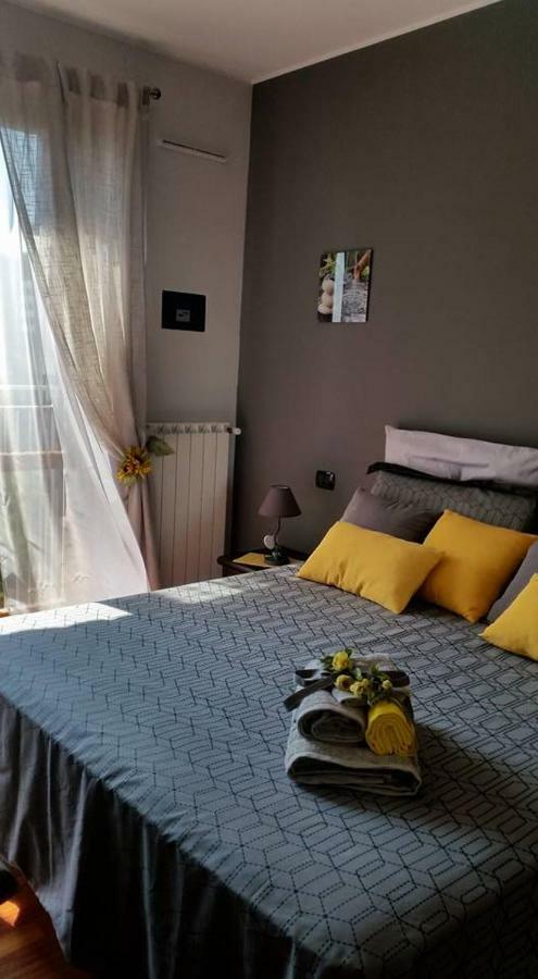 Apartament Sunflower House Ieo Ripamonti Mediolan Zewnętrze zdjęcie